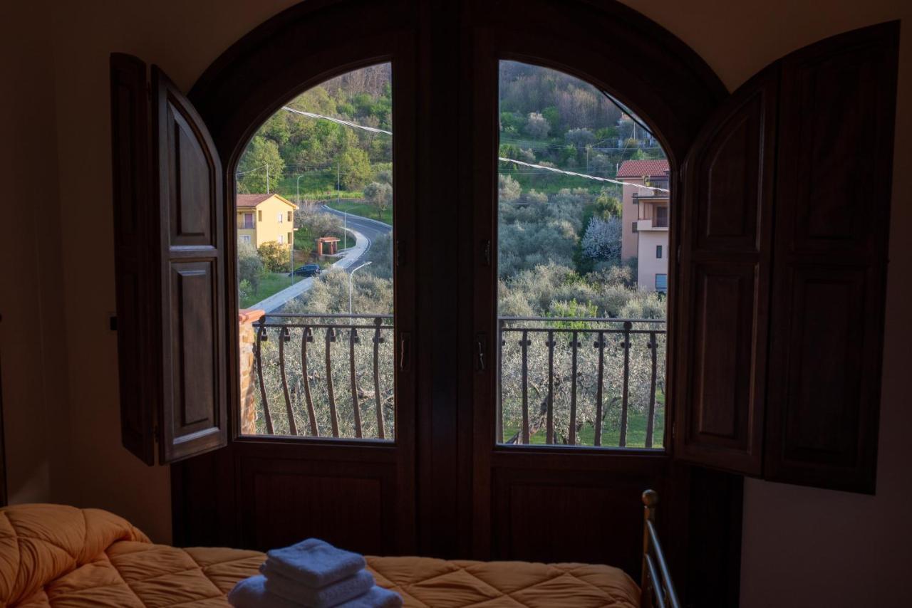 Hotel La Ginestra Castel San Lorenzo Exteriér fotografie