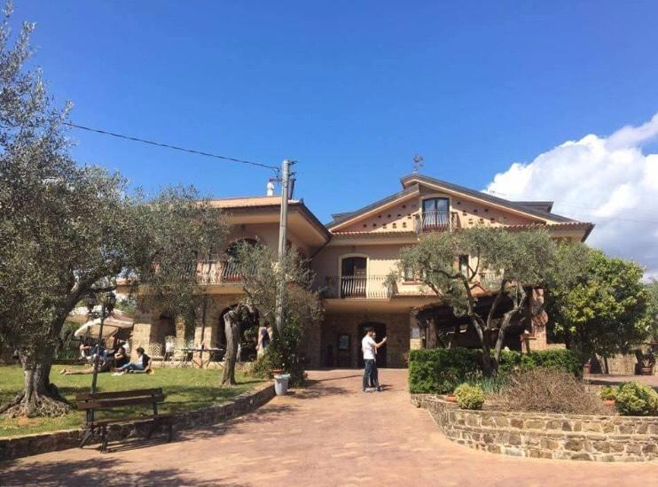 Hotel La Ginestra Castel San Lorenzo Exteriér fotografie